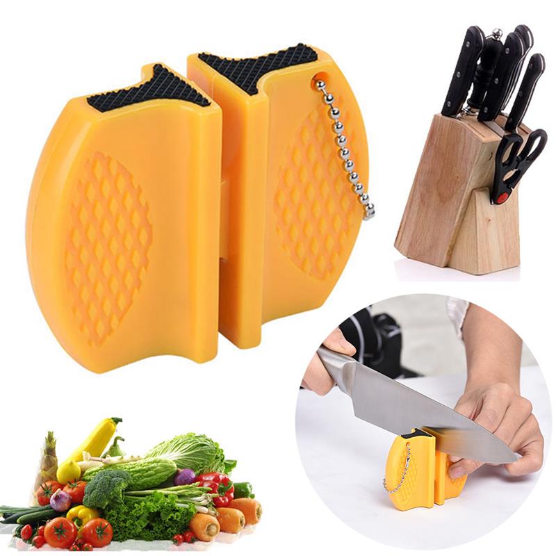 Aiguiseur couteau jaune en action
