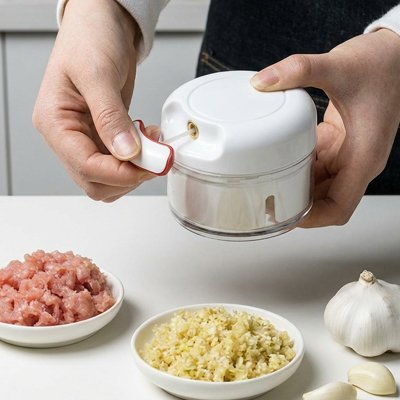 hachoir mini avec corde manuelle