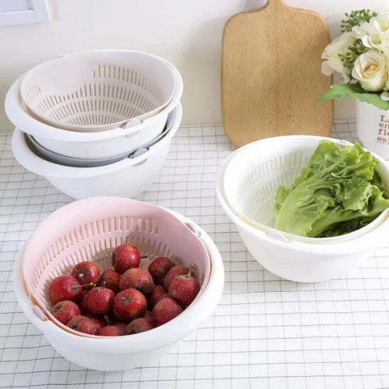 passoire-inclinable-innovante-recipient-salade
