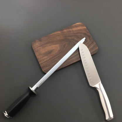 Fusil à aiguiser sur planche à découper