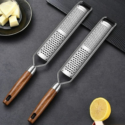 Râpe microplane haut de gamme avec poignée en bois précieux