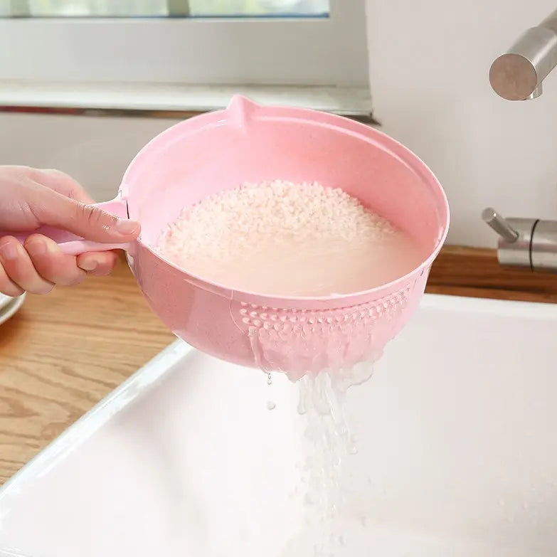 Coupe légumes forme de casserole avec égouttoir intégré