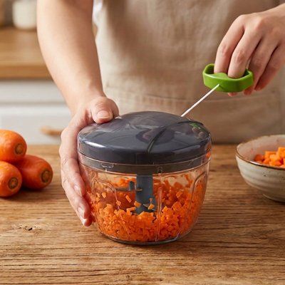 Hachoir manuel à corde pour râper carottes